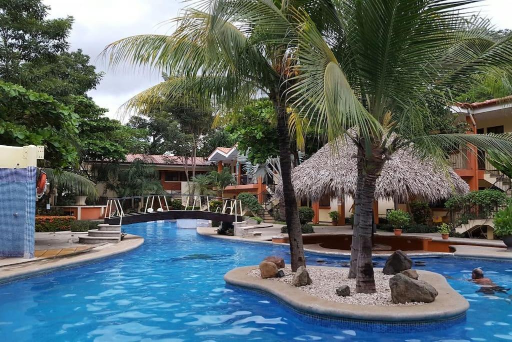 CocoMarindo Villa Bagian luar foto