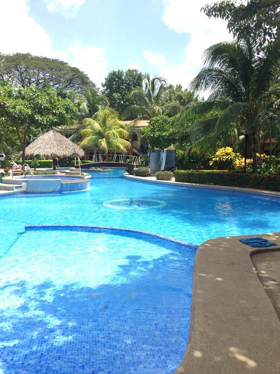 CocoMarindo Villa Bagian luar foto