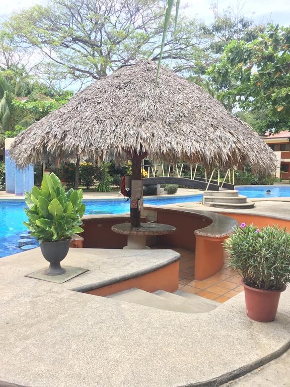 CocoMarindo Villa Bagian luar foto